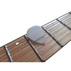 Médiator guitare Delrin 1 mm
