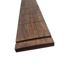 Touche guitare noyer