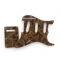 Pickguard Stratocaster imitation noyer
